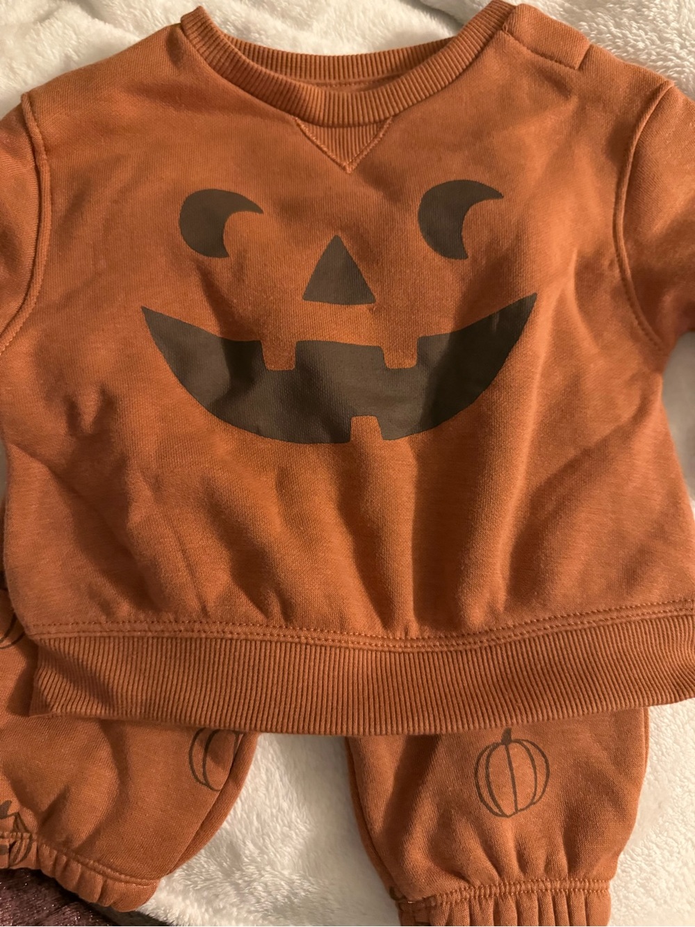Infant PumpkiSweatshirt & Pants Set for Halloween